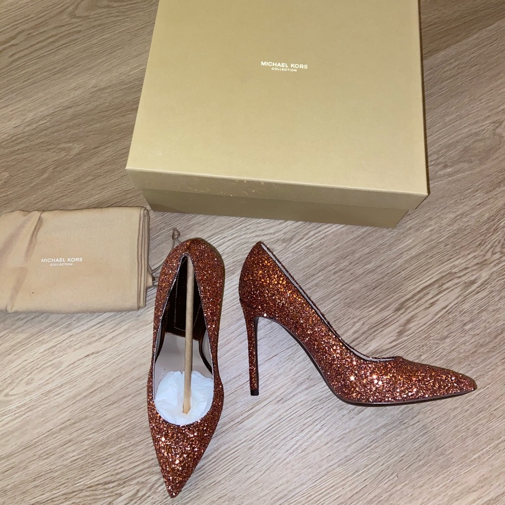 Michael Kors collection glitter pump - Picture 4 of 9
